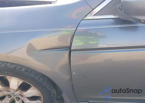 2010 Honda Accord 3.5 Ex-L z USA, uszkodzony, nr VIN 5KBCP3F87AB010360